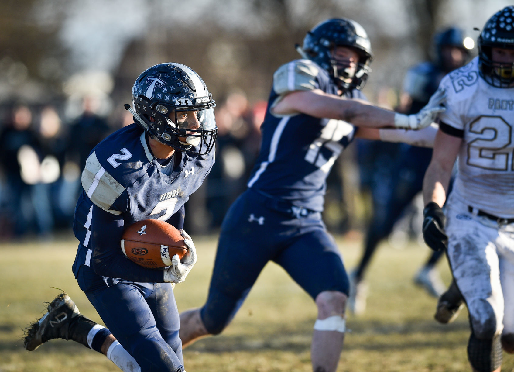 112319-mda-spt-aw-football-037a.jpg